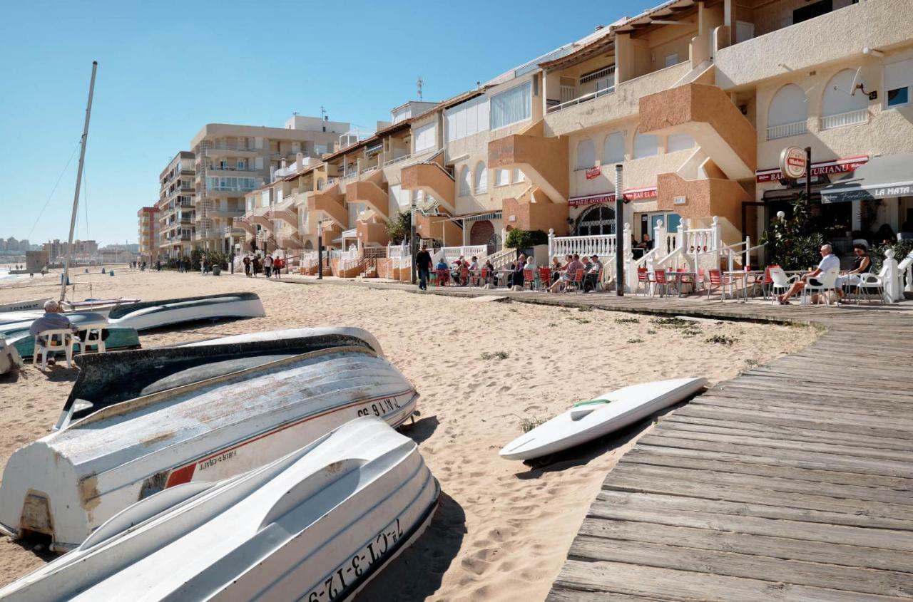 Sunny Sea Apartment Ла Мата Екстериор снимка