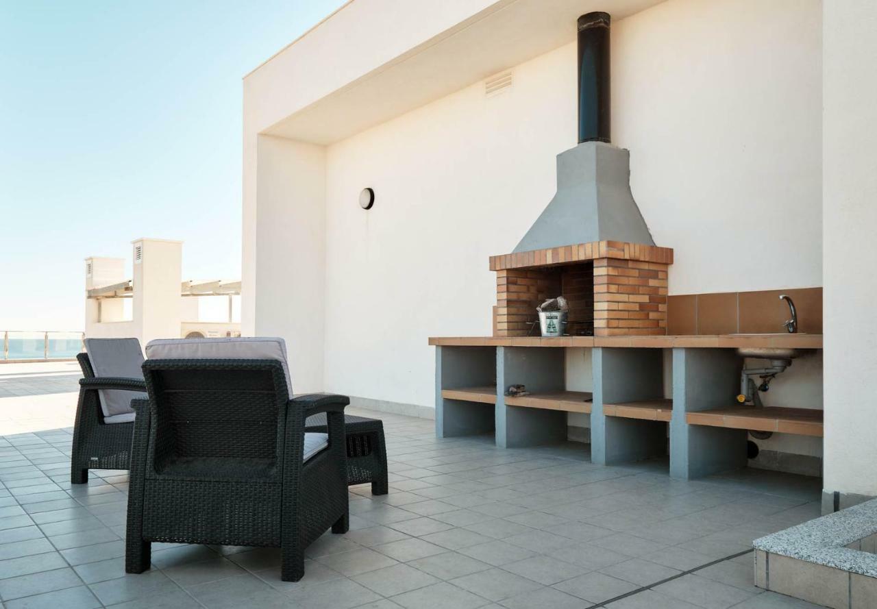 Sunny Sea Apartment Ла Мата Екстериор снимка
